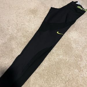 Nike pro leggings